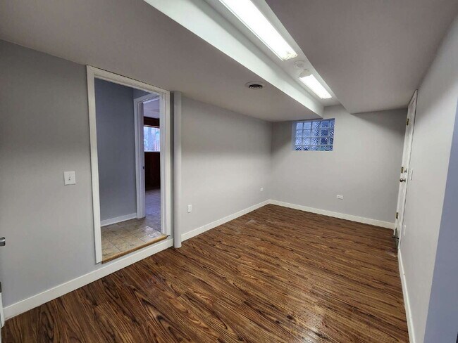 Bright 2 Bed / 1 Bath Apartment in Hammond — Water & Internet Included