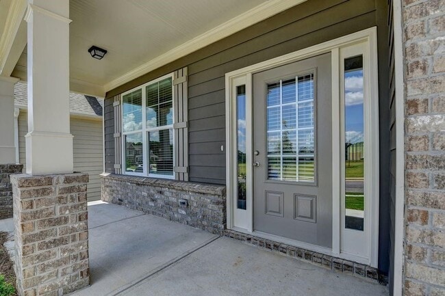 Photo - 7309 Yewtree Dr
