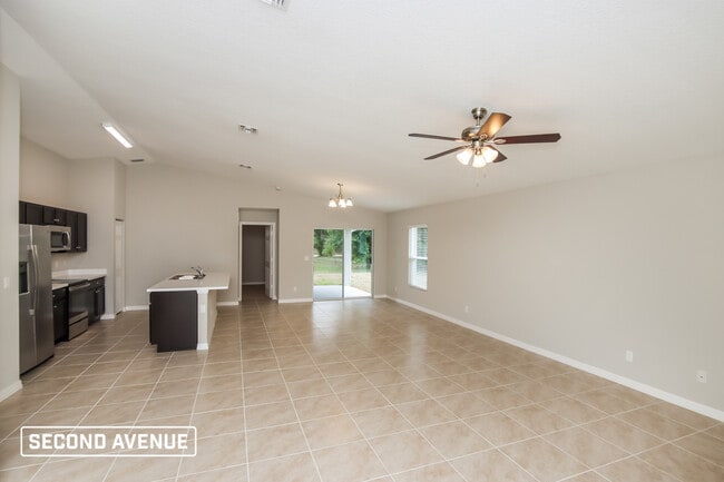 Photo - 1576 Summit Rd