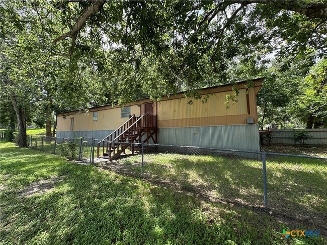 311 Meadow Lake Dr