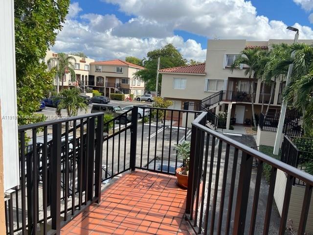 Photo - 631 NW 82nd Ave Unit 220