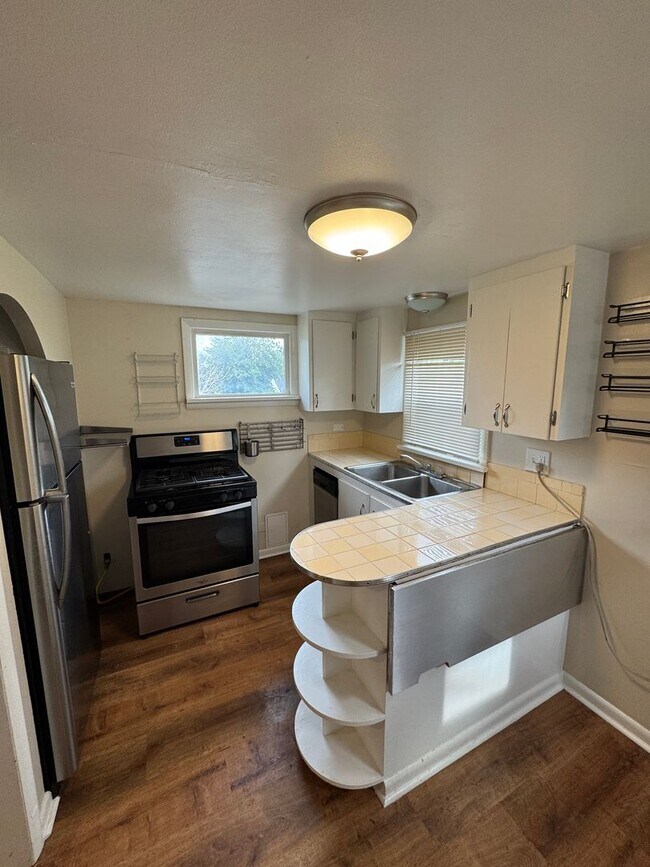 Photo - Cute 3 Bedroom 2 Bath in Lakewood!