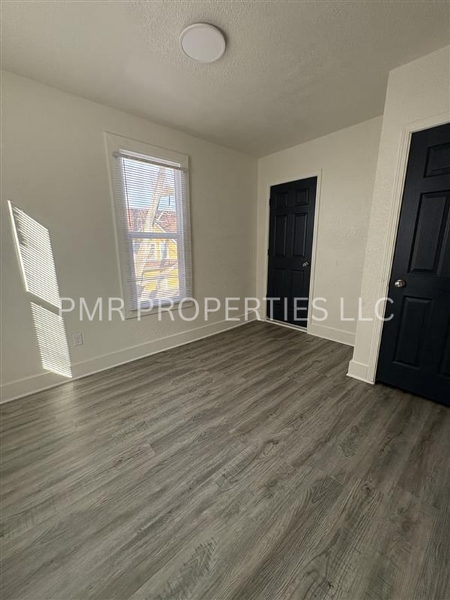 Photo - 1801-1803 Mitchell Ave Unit # 1803