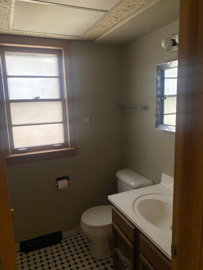 Photo - 209 W 23rd St Unit 2