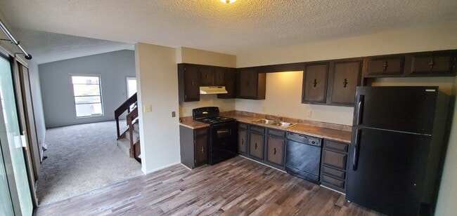 Photo - 8420 Lane Pl