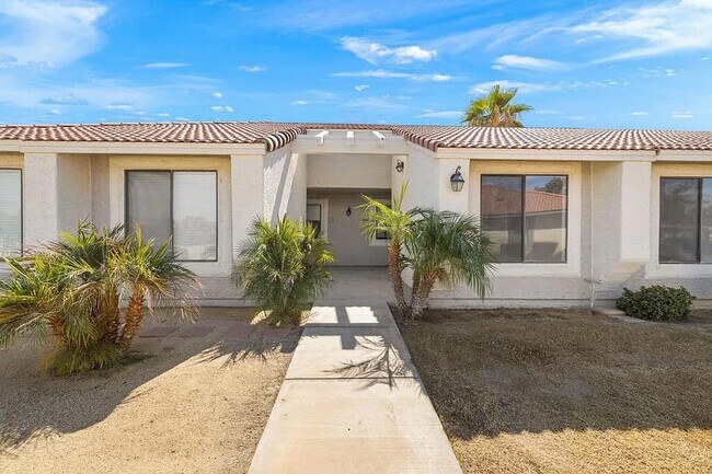 Photo - 43376 Cook St Unidad #132