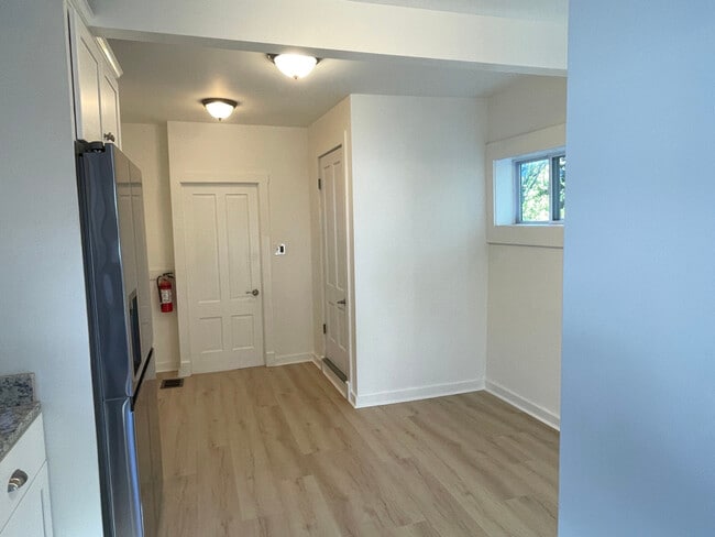 Photo - 2 Nickwackett St Unit 1