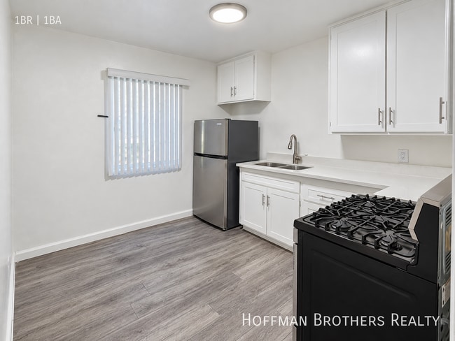 2621 Brighton Ave Unidad 14