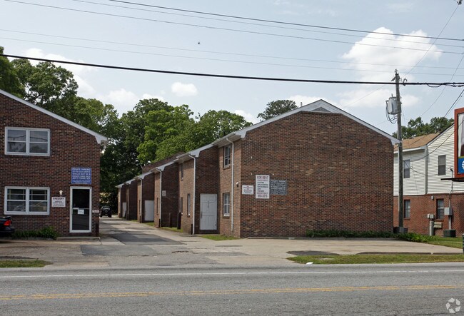 Photo - 2707-2709 Azalea Garden Rd