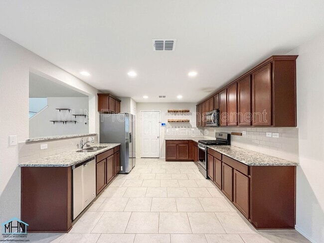 Photo - 11935 Sitio Plains