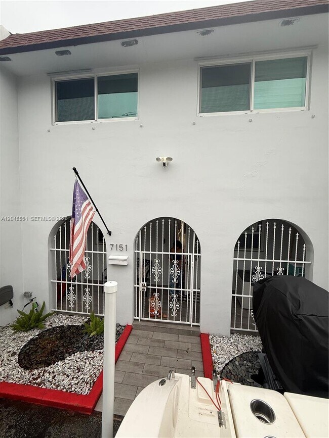 Photo - 7151 W 3rd Ct