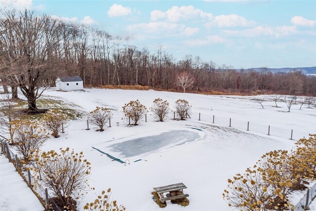 Photo - 159 Old Quaker Hill Rd