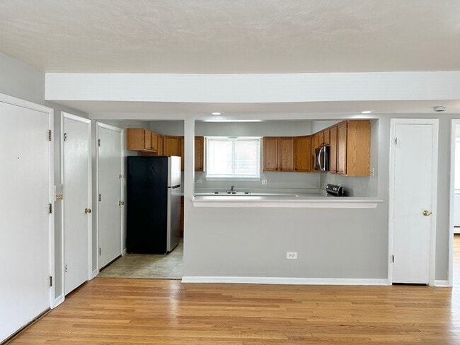 Photo - 1007 Taft Ave Unit Apt 2B