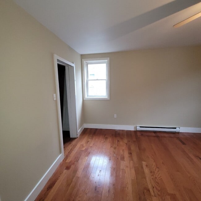 Building Photo - 53 Parsonage St Unit 3 Rental
