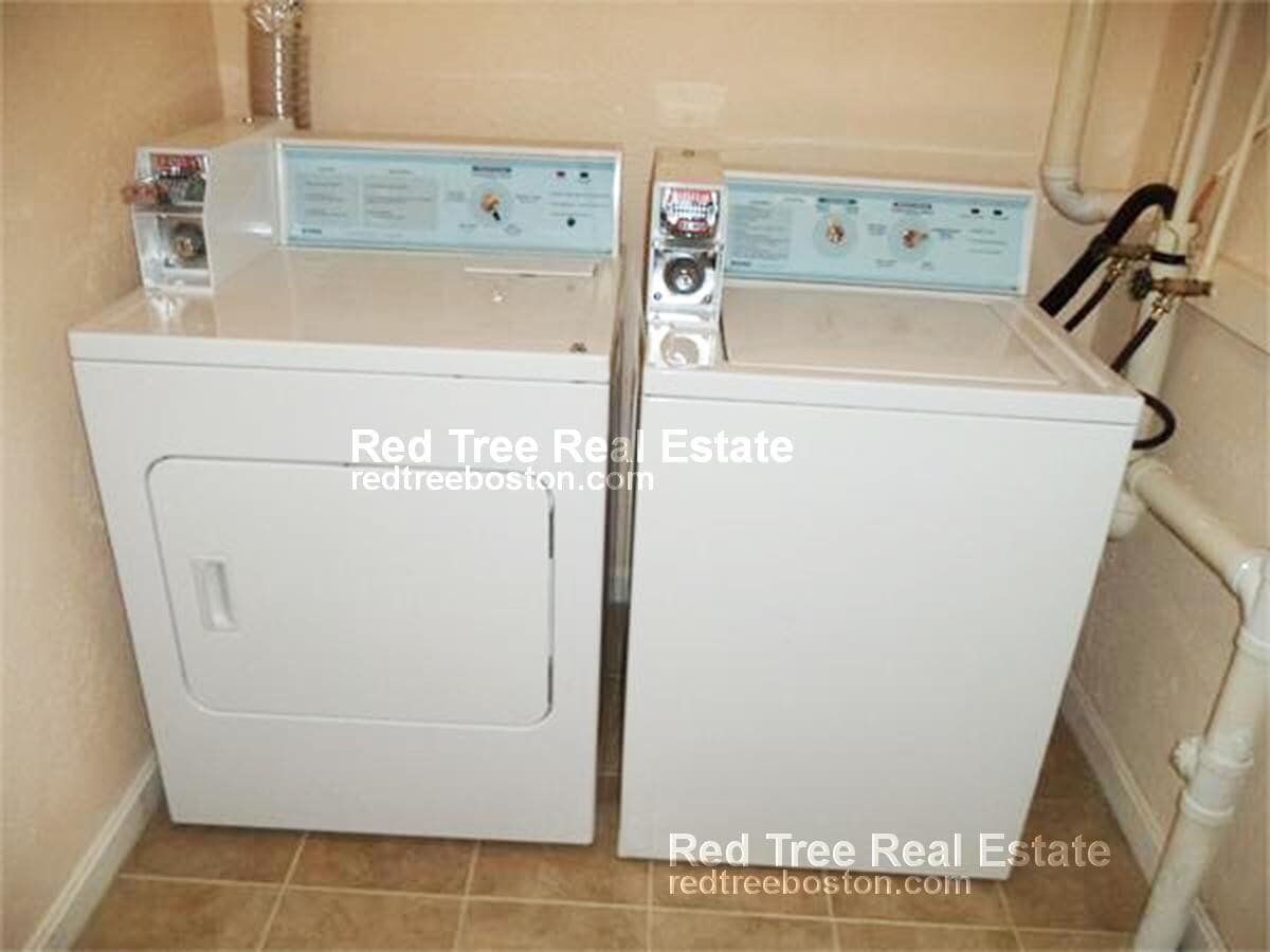 Photo - 207 Hillside St Unit 3