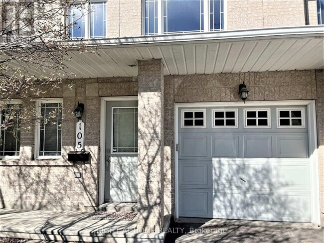 Photo - 105 Tacom Cir