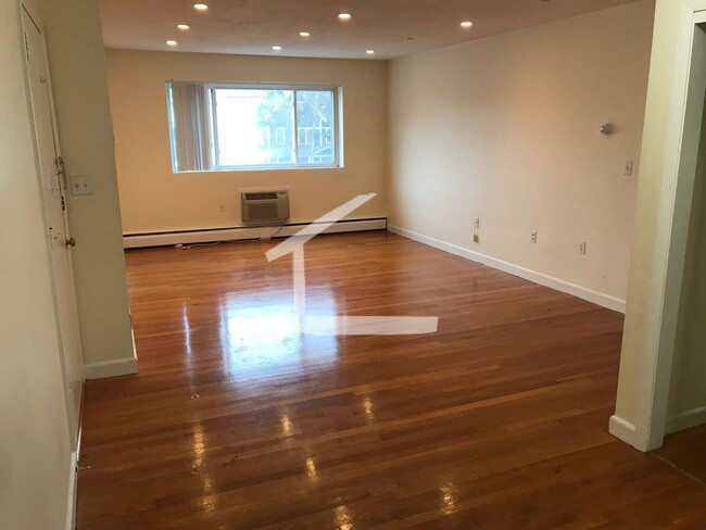 Studio w/H&HW Koreatown/BU/Allston Village - Studio w/H&HW Koreatown/BU/Allston Village Rental