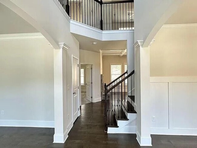 Photo - 1850 Silver Crst Wy