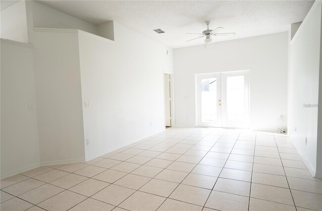 Photo - 151 Bluebrook Ct