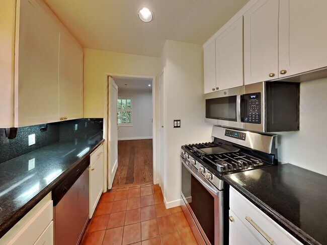 Photo - Piedmont Pines 2/1.5 Home Available Now!