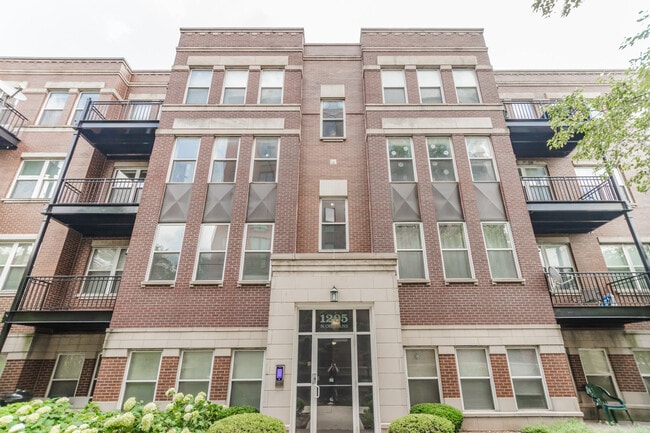 Photo - 1205 N Orleans St Condo Unit 203