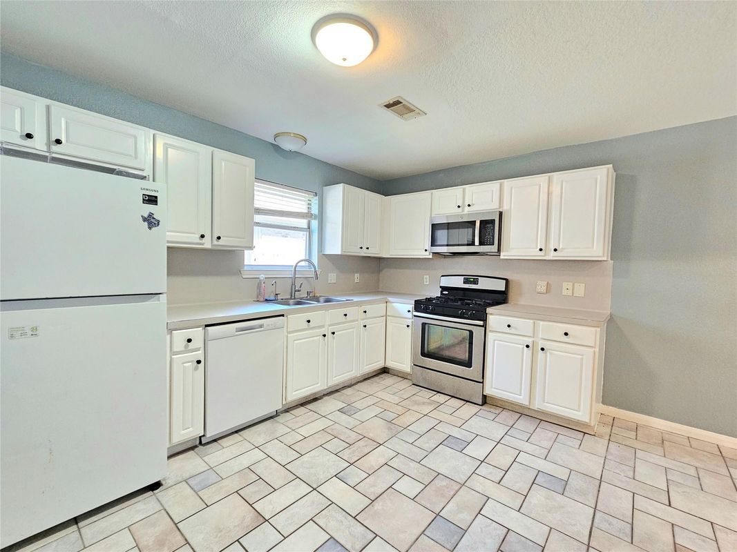 Photo - 20170 Southern Colony Ct