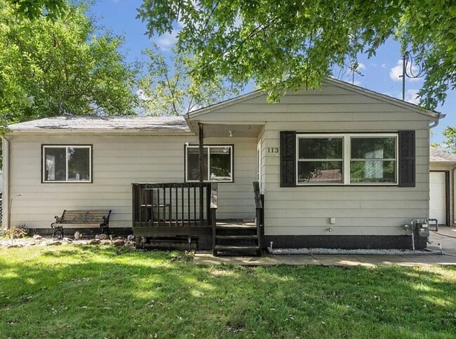 Building Photo - 3 bd 1ba charming home in Hudson IA for rent