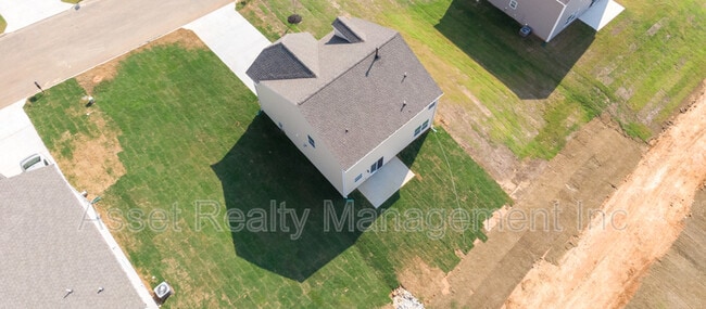 Photo - 4831 Birchcrest Ln