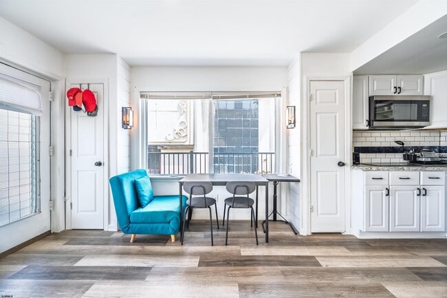 Photo - 3501 Boardwalk Unit C-216