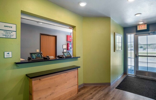 Furnished Studio-Gulfport