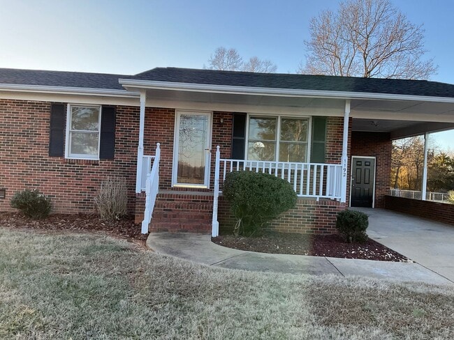 Photo - Home For Rent in Crouse