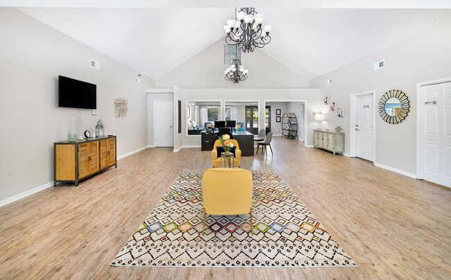 MAA Howell Commons