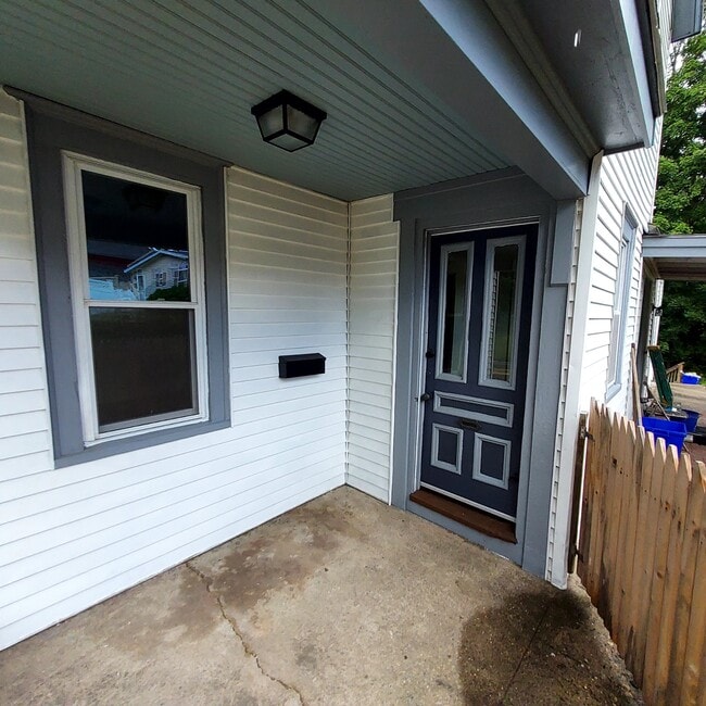 Photo - 47 Exeter Rd