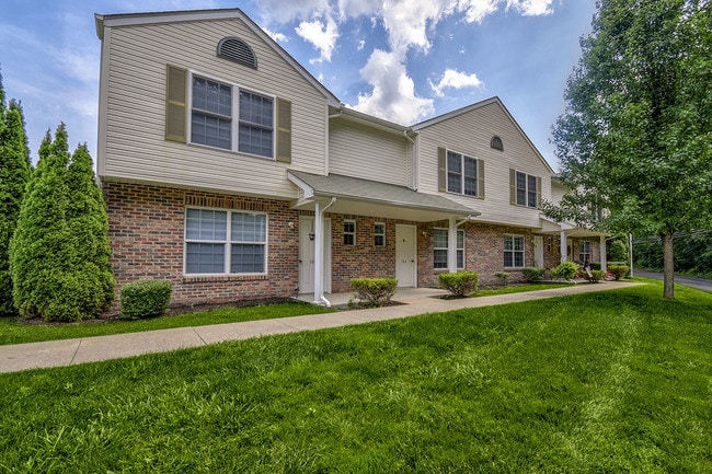 Photo - Oakmont Greene II