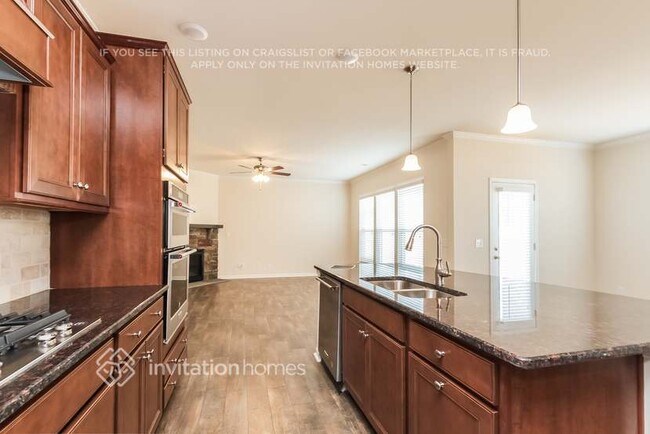 Photo - 12828 Stella Belle Dr House