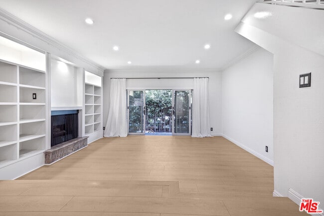 Photo - 1850 Midvale Ave Unit 4