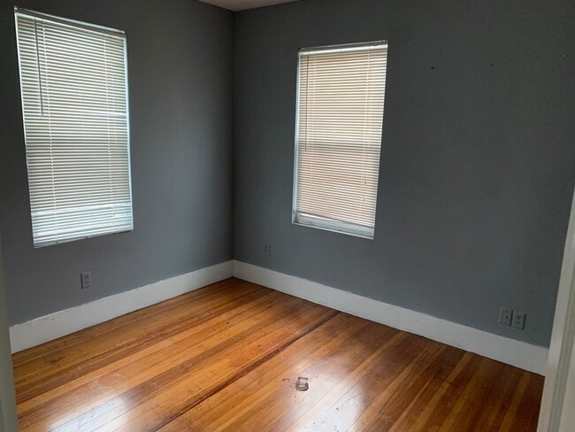 Photo - 118 Sumner St Unit 3