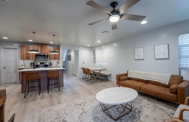 Photo - 6020 Ersa Ln