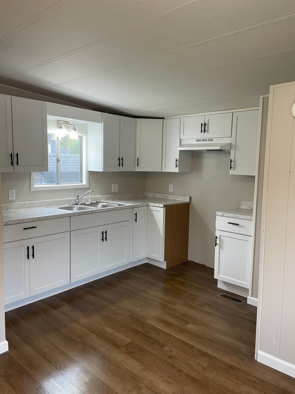 Photo - 2805 S Belt W