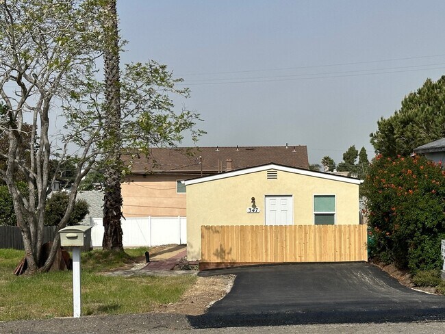 Photo - 347 N 5th St House