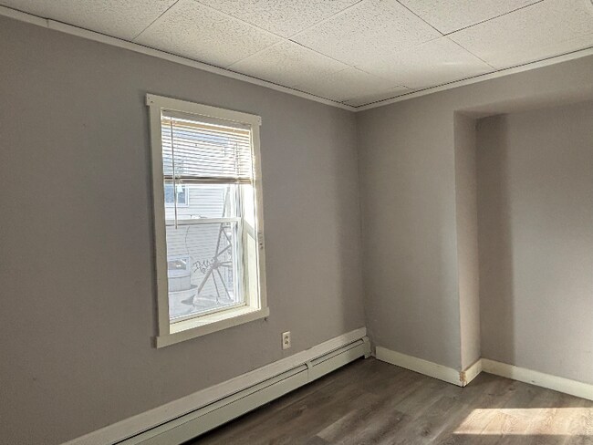 Photo - 9-11 Kelley Sq Unidad 2