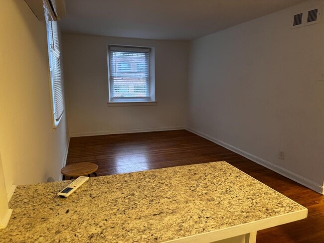 Photo - 2325 Haverford Rd