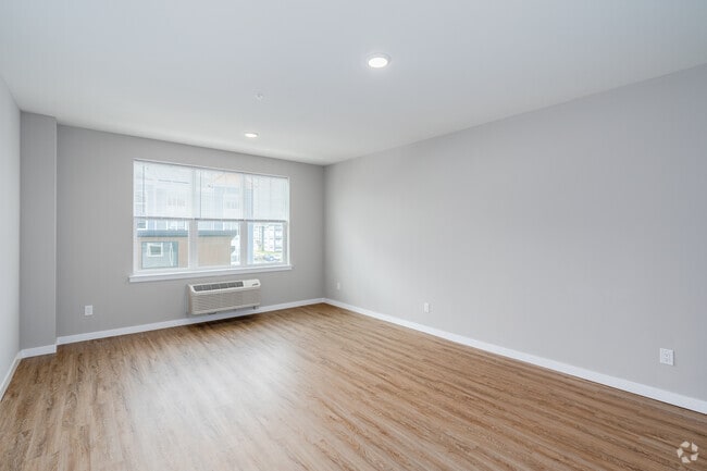 1BR, 1BA - 918SF - Station Place