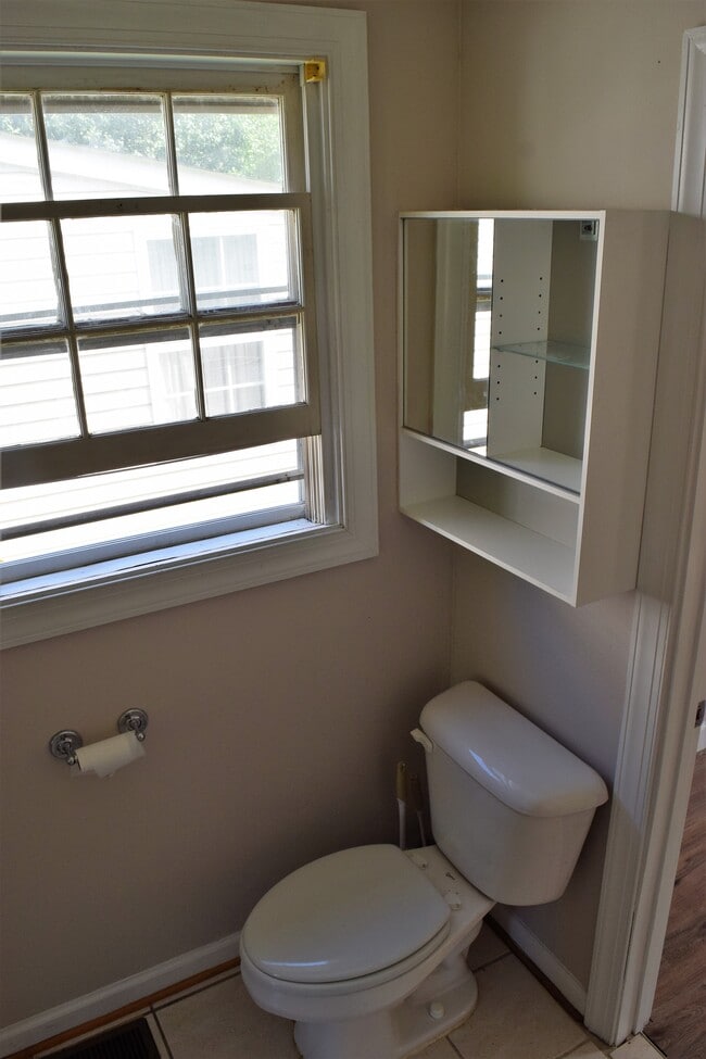 Bathroom - 18 Morrison Ave