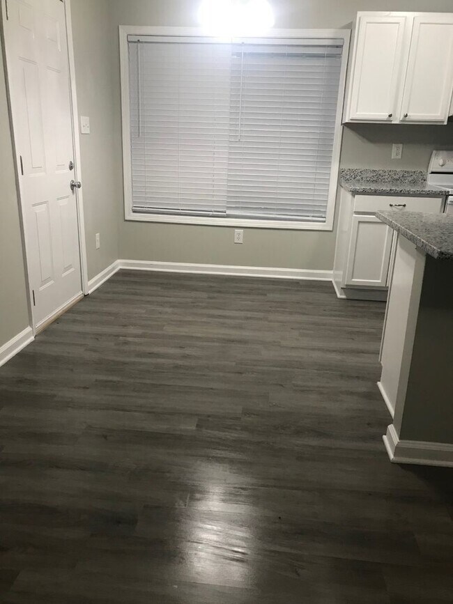 5427 Eneida Sue Dr