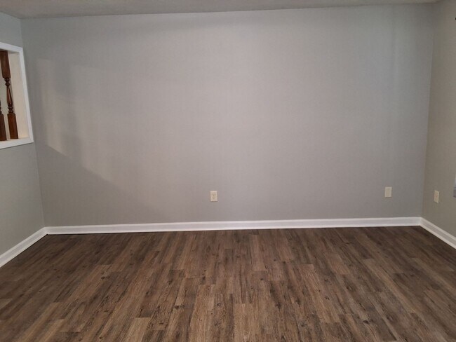 Photo - 1800 Preston St