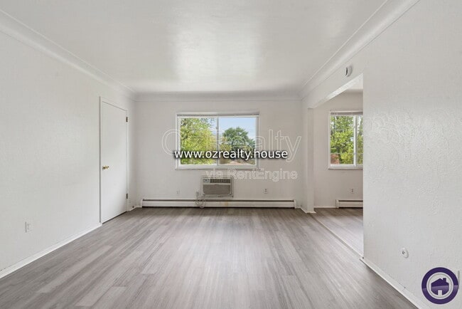 Photo - 1733 Christian Ave Unit 5