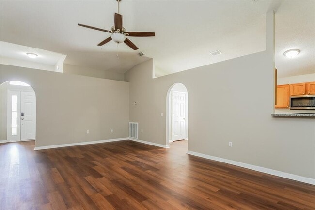 Photo - 930 Deming Dr