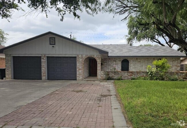 Building Photo - 1412 Lark Ave Rental