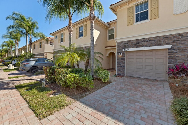 Building Photo - 9590 SW Purple Martin Way Rental